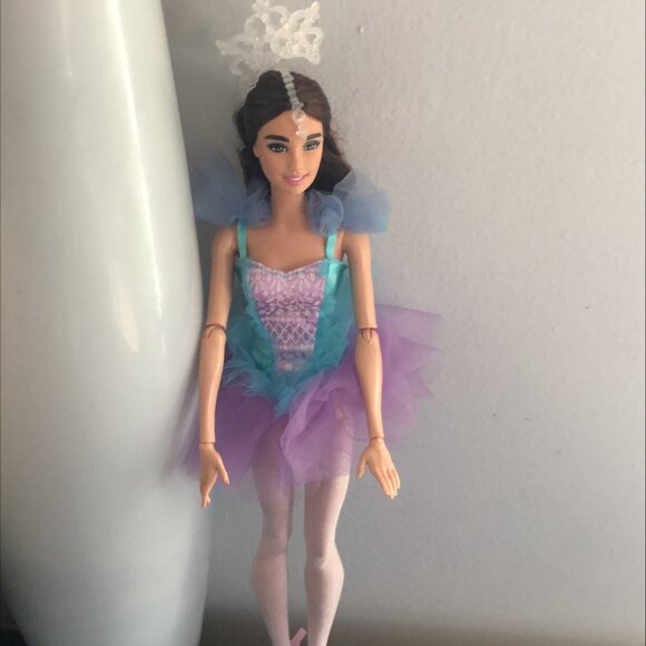 Mattel Ballerina mint condition (removed from box) - Picture 2 of 3